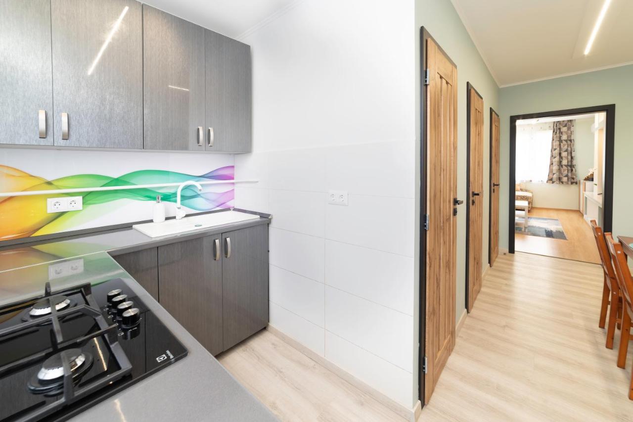 Comfort 66 - Real-Life 3-Room Family Stay With 4 Beds Miskolc Dış mekan fotoğraf