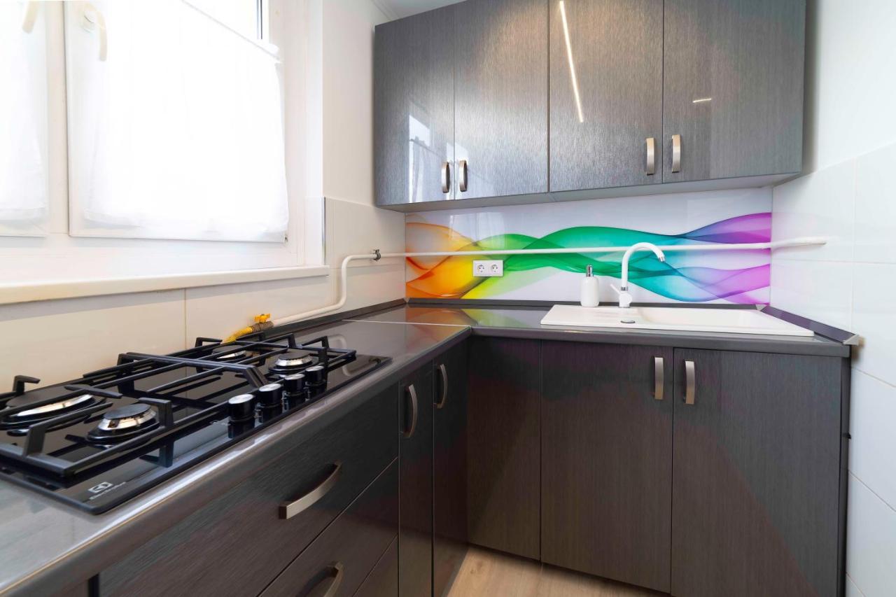 Comfort 66 - Real-Life 3-Room Family Stay With 4 Beds Miskolc Dış mekan fotoğraf